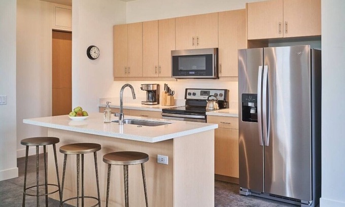 Victor Apartment | Mountain View Loft #5