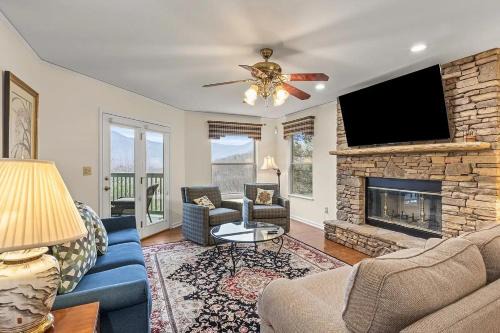 Chalet Village House | Mountain View Paradise by Avada Properties