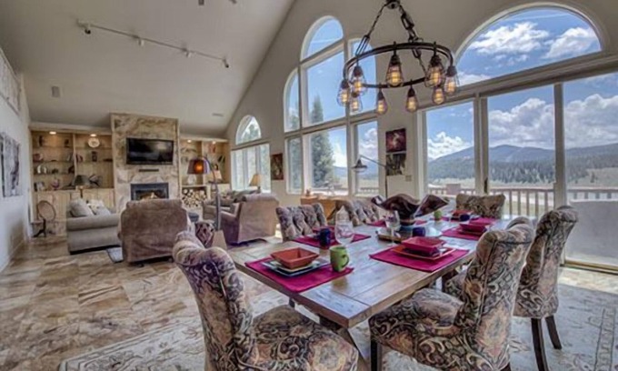 Dillon House | Mountains on the Lake – Mountain & Lake Views with Beautiful Patio! Close to Downtown Dillon