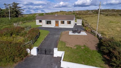 Connemara House | Mourneen Cottage, Cleggan