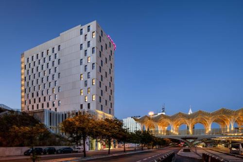 Parque das Nacoes Hotel | Moxy Lisboa Oriente