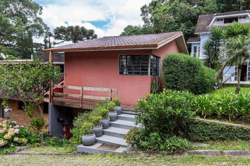 Vista Alegre House | MP 001 - Casa Completa em Condomínio Arborizado e Tranquilo