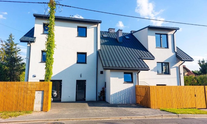 Wola Duchacka Apartment | MR HOME APARTMENTS - Limba
