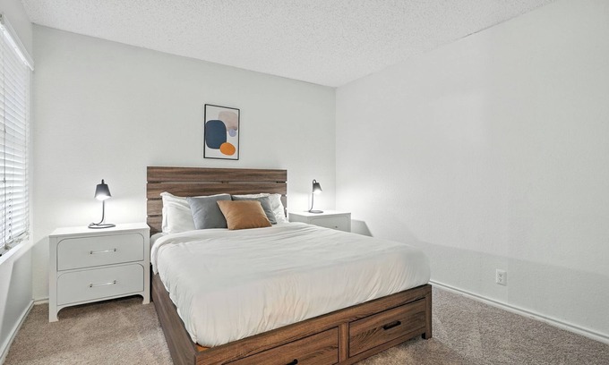 Windsor Park Apartment | Mueller Flats 1223 I Spacious 2 Bed 2 Bath