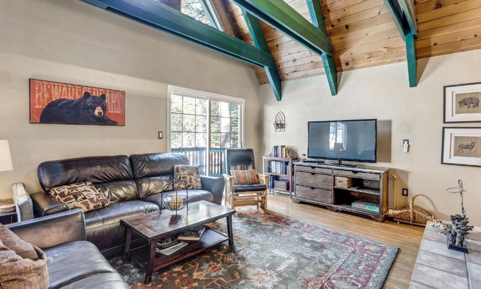 Bear Valley House | Multi-Family Cabin in Great Location #183