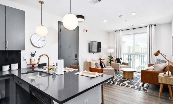 Rolling Mill Hill Condo | Muse | Contemporary condo in central location with rooftop lounge & central AC