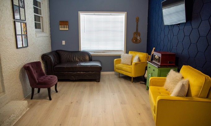 Statesboro House | Music on Marvin 2 Min to GSU Pet Friendly