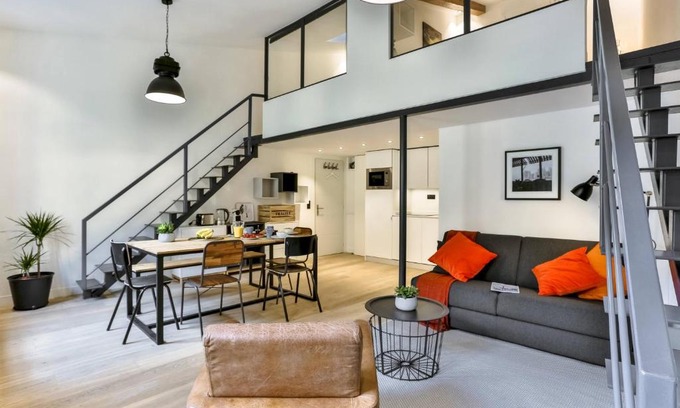 Old Town Apartment | MY CASA - 4 PLACE MASSENA - DUPLEX