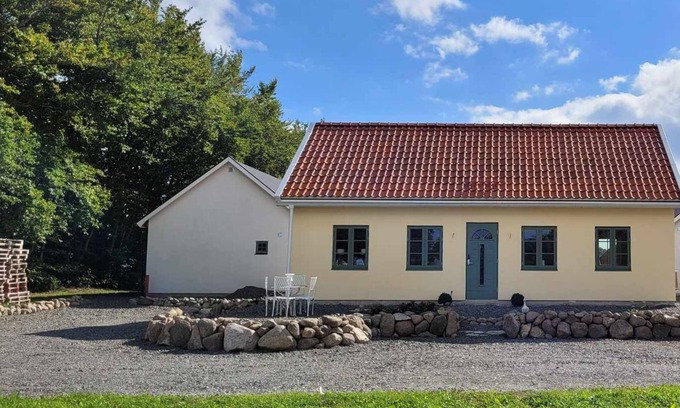 Sjorup Apartment | Mysigt hus i liten by nära havet