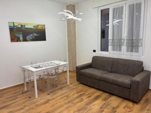 Precotto Apartment | n&ghomesweethome DALI' Elegante appartamento ideale casa vacanze affari