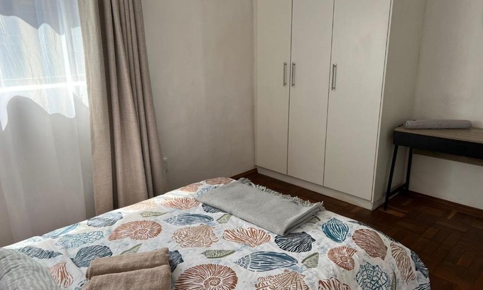 Greater Johannesburg Metropolitan Area Apartment | Nabeelah's Guesthouse