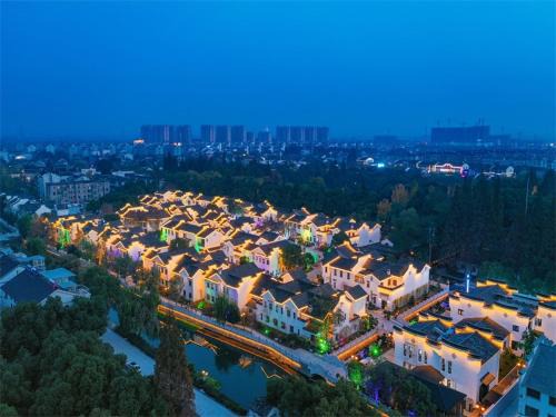 Nanxun Qu Hotel | Nanxun Boyang New Century Mingting Resort Hotel
