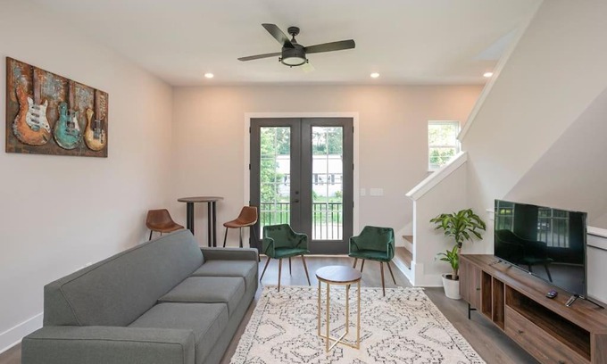 Nashville House | Nash Boutique Stay 3 bd Parking 12 min to DT