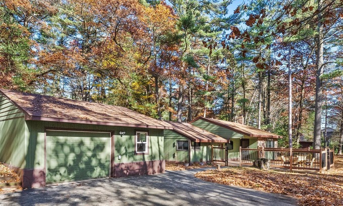Sheboygan Cabin | Natural Setting Cabin close to Sheboygan/Kohler