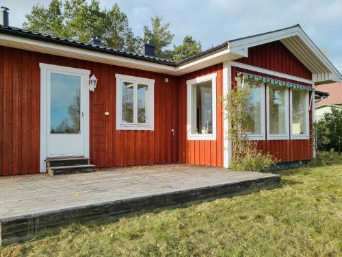 Forsa House | Nature Gem With Lake View Near Hudiksvall