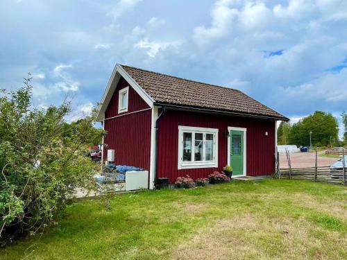 Berga House | Nature Retreat on Farm in Berga