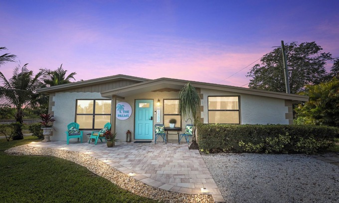 Jensen Beach House | Nautical 3-Bedroom House only 10min to the Beach!