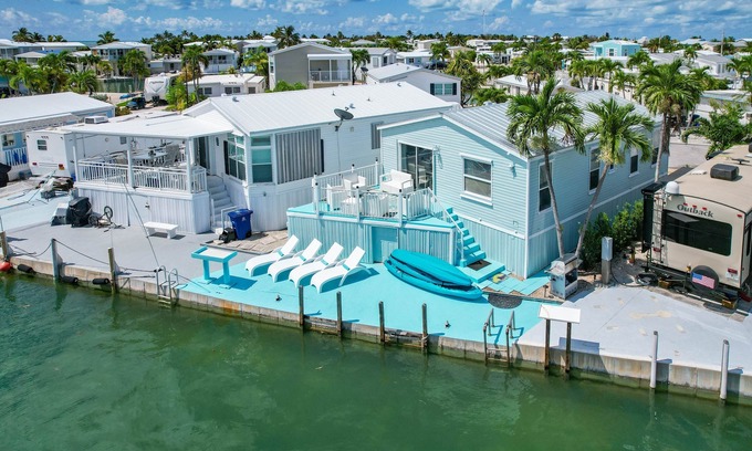 Cutthroat Harbor Estates Cottage | NAUTILUS.ocean front cottage retreat ~