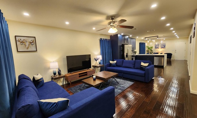 Central East Austin House | Navy Nights & Downtown Lights