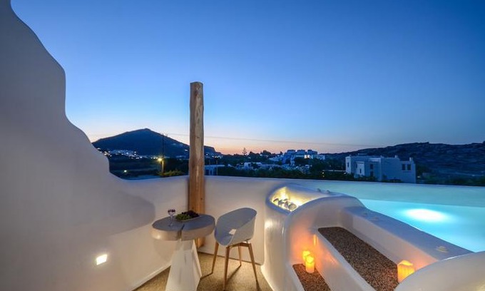 Agios Prokopios Hotel | Naxos Euphoria Suites