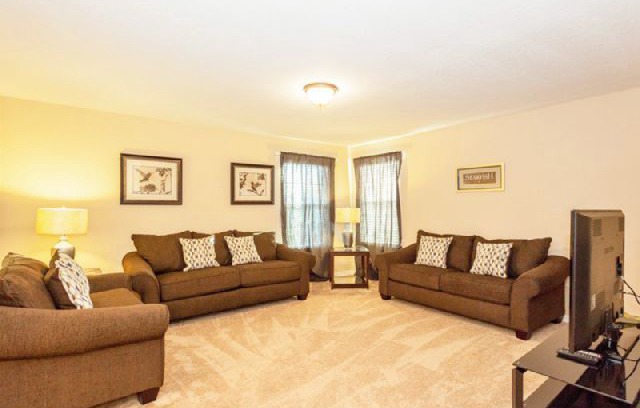 Calabria Villa | Near Disney World - Calabria - Welcome To Cozy 5 Beds 4 Baths Pool Villa - 5 Miles To Disney