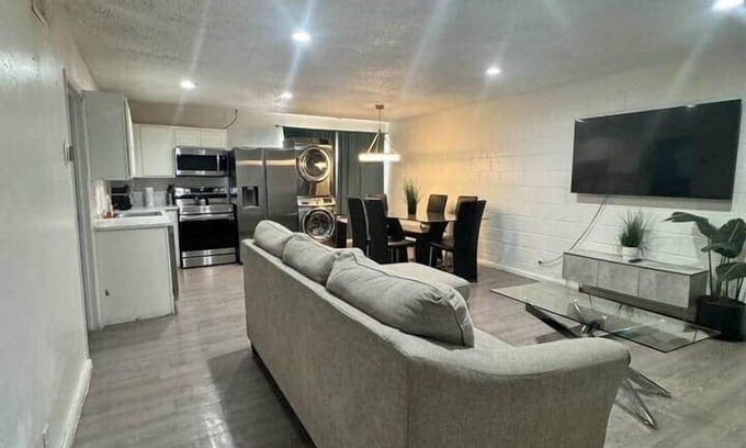 Las Vegas Apartment | Near Fremont | 3 beds, 2 bedroom, 2 baths