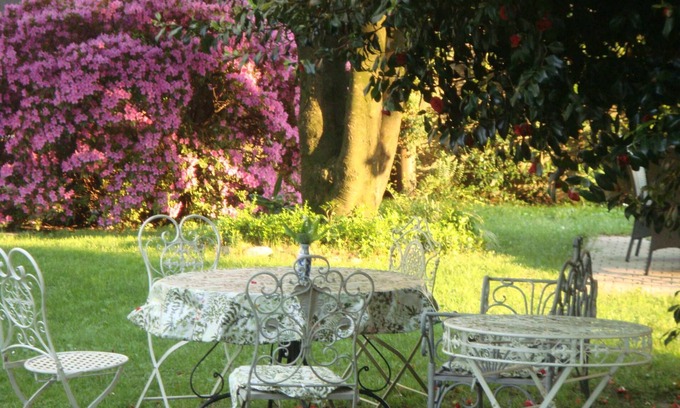 Maccagno Villa | near the lake, in a villa with a spacious garden apartment with 3 rooms 90 sqm