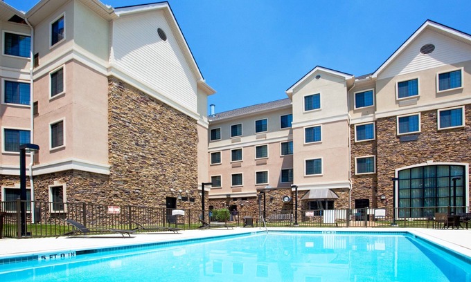 Durham Condo | Near UNC Chapel Hill University + Duke Medical Center | Free Breakfast!