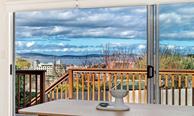 Hobart Central Business District Cottage | Neilsen Cottage Serene River Views near Hobart CBD