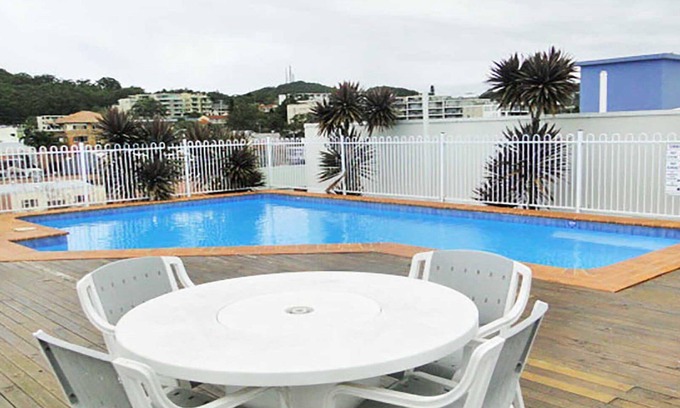 Nelson Bay Apartment | Nelson Towers, 9,71a Victoria Parade - unit in the heart of Nelson Bay with water views, air conditioning and Wi-Fi