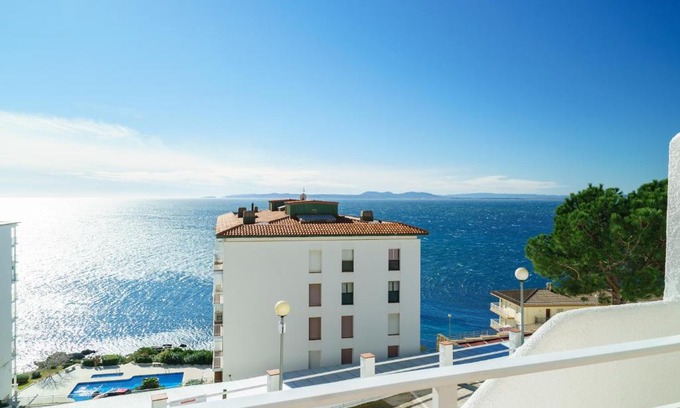 Almadraba-Canyelles Apartment | Neptuno B 1-4