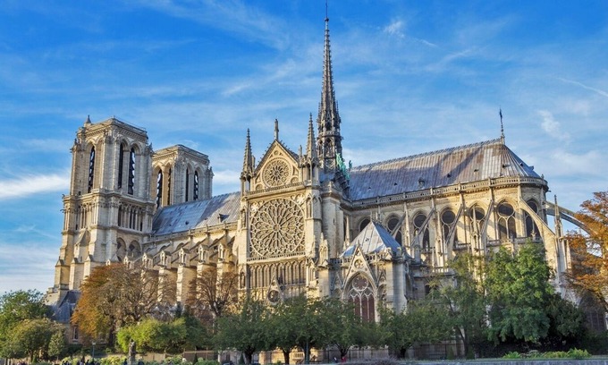 Sorbonne Apartment | NESTLED IN THE HISTORIC LATIN QUARTER,JUST STEPS FROM THE SEINE RIVER&NOTRE-DAME