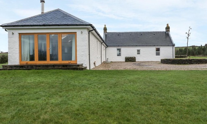Rothesay House | Nether Stravannan North