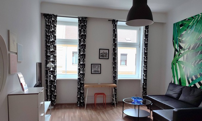 Favoriten Apartment | Nette Wohnung mit Guter Verkehrsanbindung