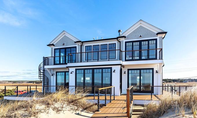 North Eastham House | New 2024 Sunset Lookout - Gorgeous, Contemporary Waterfront Home in Eastham