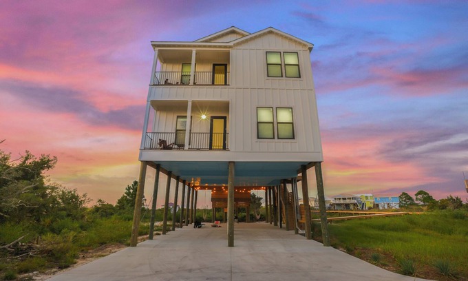Fort Morgan House | New! 5BD+Private Pool! 3 Decks with amazing views!