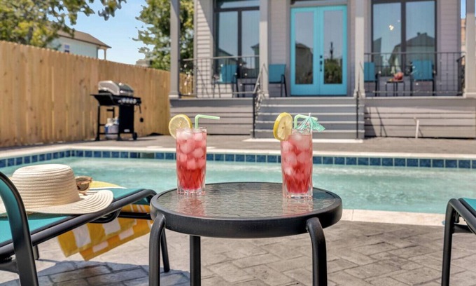 Tulane - Gravier Apartment | New 5BR w/Pool! | Minutes to French Quarter