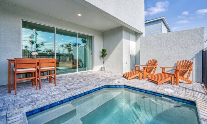 West Kissimmee House | New and stylish home just 5 min from Disney parks