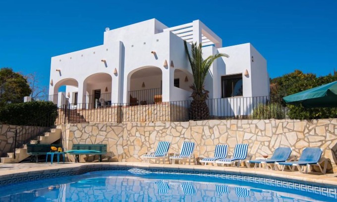 Sol del Este House | New Antoinette by Interhome