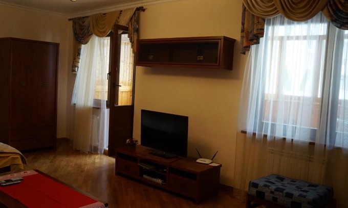 Darnyckyj Apartment | New Apartment on Poznyaki