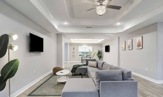 Northside House | 🤩 New! As Seen on HGTV | Perfect Stay HTX