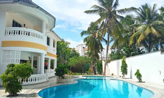 Diani Beach Villa | New beautiful villa in great location only 2 minutes to exotic white sandy beach