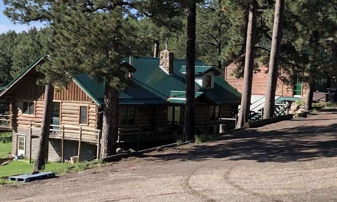 Deadwood Apartment | NEW Black Hills Getaway in Deadwood