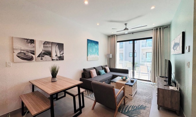 Grace Bay Condo | New, Boutique, 2BR Modern Condo + Pool + Gym - 5 min walk to Grace Bay Beach!