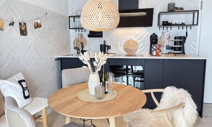 Rysum Apartment | New-build vacation apartment with terrace, high-quality furnishings and proximity to the North Sea