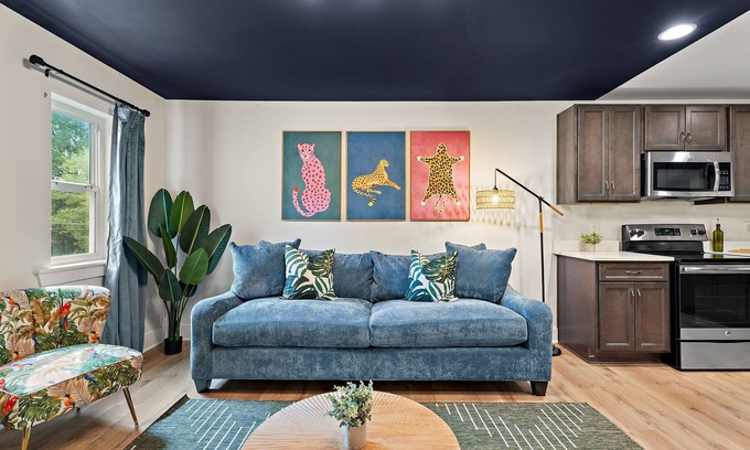 Murfreesboro Apartment | NEW ~ Charming, Cozy Apt DWTN Murfreesboro, TN