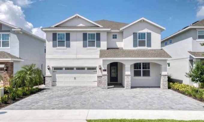 West Kissimmee Resort | New Designer Themed 8BR vacation home.