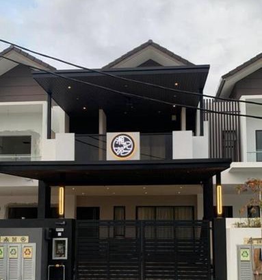 Muar House | [New Double Storey] 12 to 14 Pax - SG ABONG - BRIGHT INN HOMESTAY