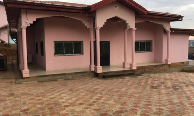 Yaounde House | New furnished house in a secure camp