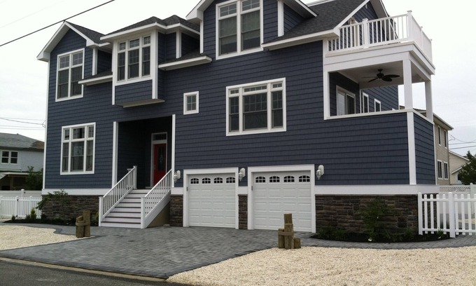 Beach Haven Crest House | New Gorgeous Oceanside Home w/Outstanding Views.